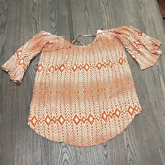 Chaser Tops - NWT Chaser Off Shoulder Scarf Print Top White Orange Size M